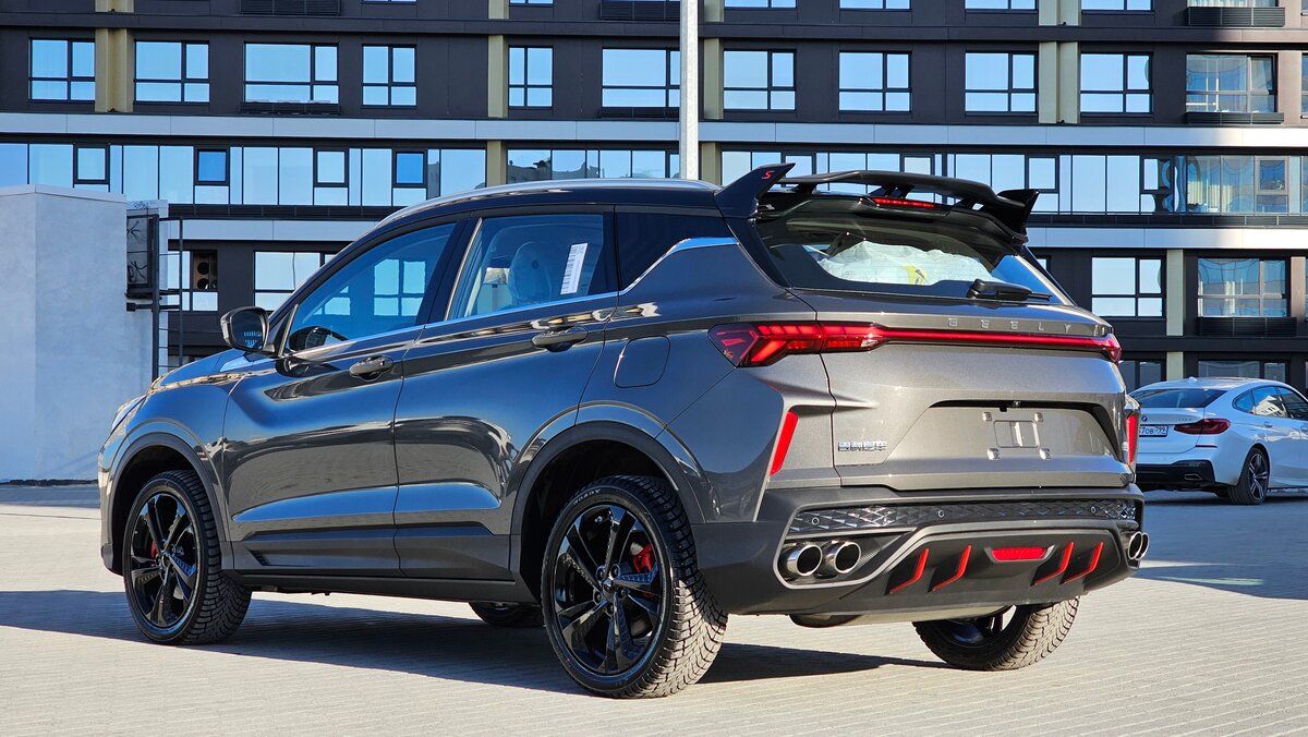 Geely coolray gray 2024 черный салон