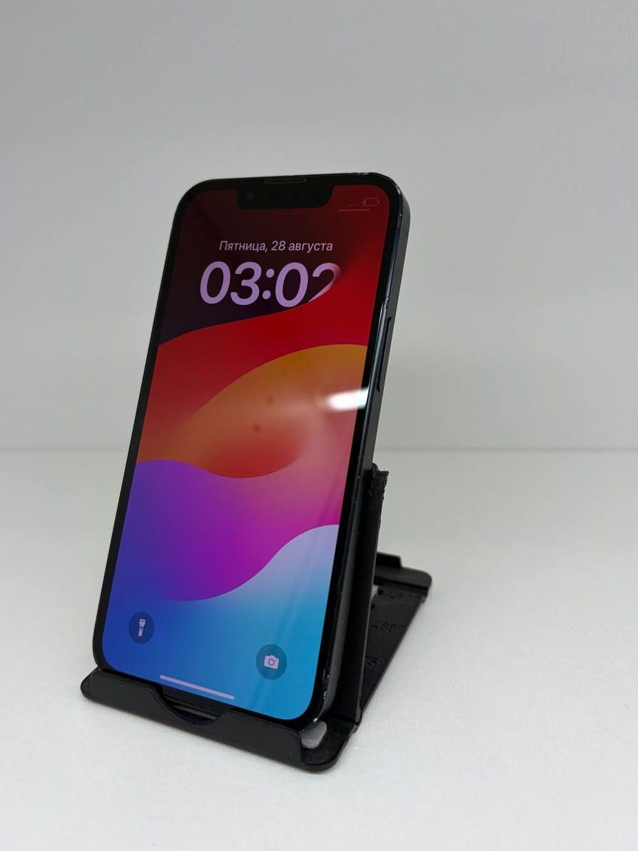 iPhone 13 Mini 128Gb Midnight (76%) - Б/У . .