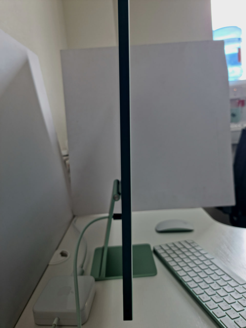 iMac 24" (2023) Retina 4,5K MQRN3 Green (M3 8Core CPU, 10Core GPU/8Gb/256SSD) - Б/У iMac 24" (2023) Retina 4,5K MQRN3 Green (M3 8Core CPU, 10Core GPU/8Gb/256SSD) - Б/У