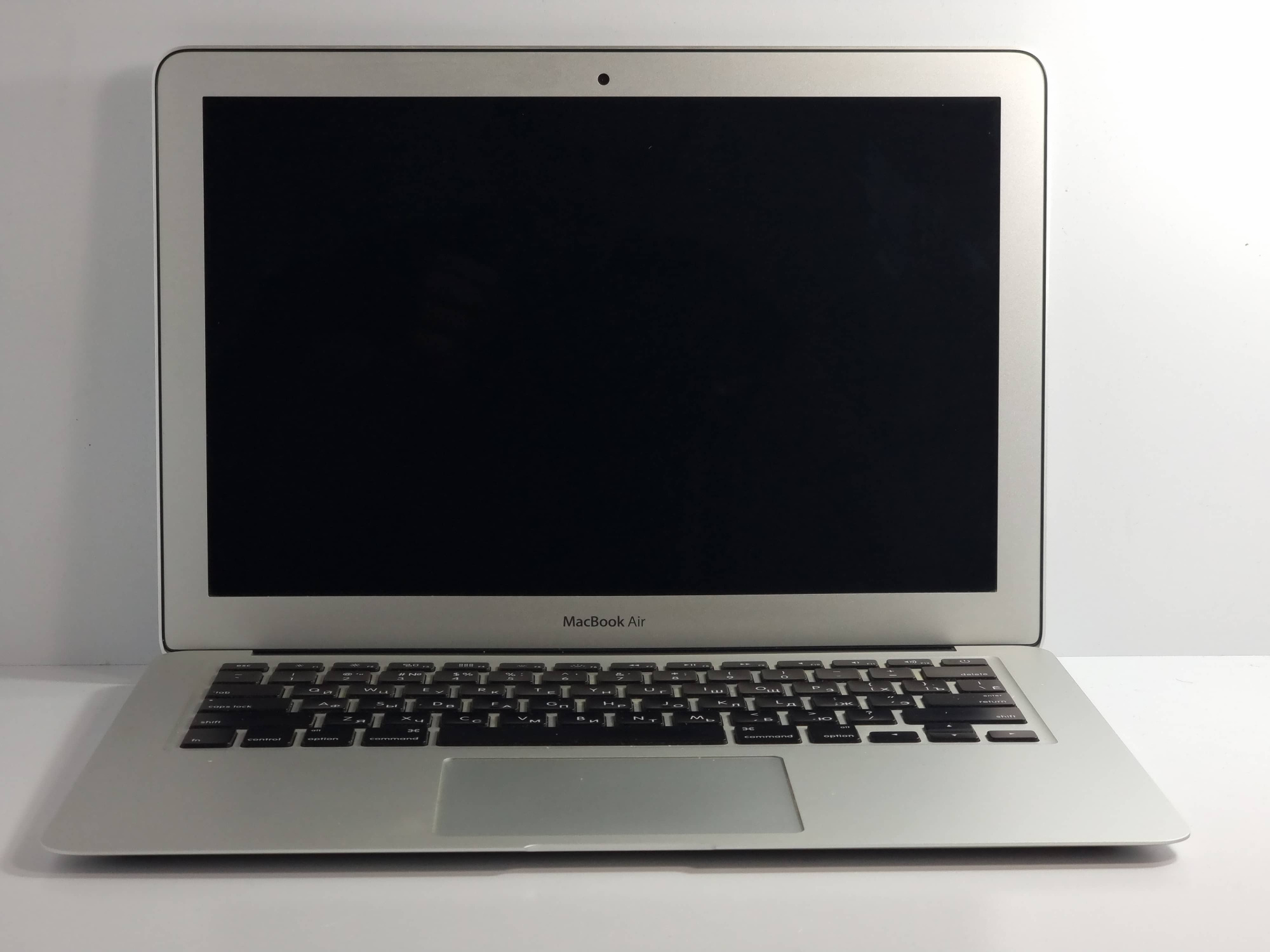 MacBook Air 13" (Mid 2017) MQD32 (Core i5 1,8 GHz/8Gb/128Gb SSD) (397 циклов / без коробки) - БУ