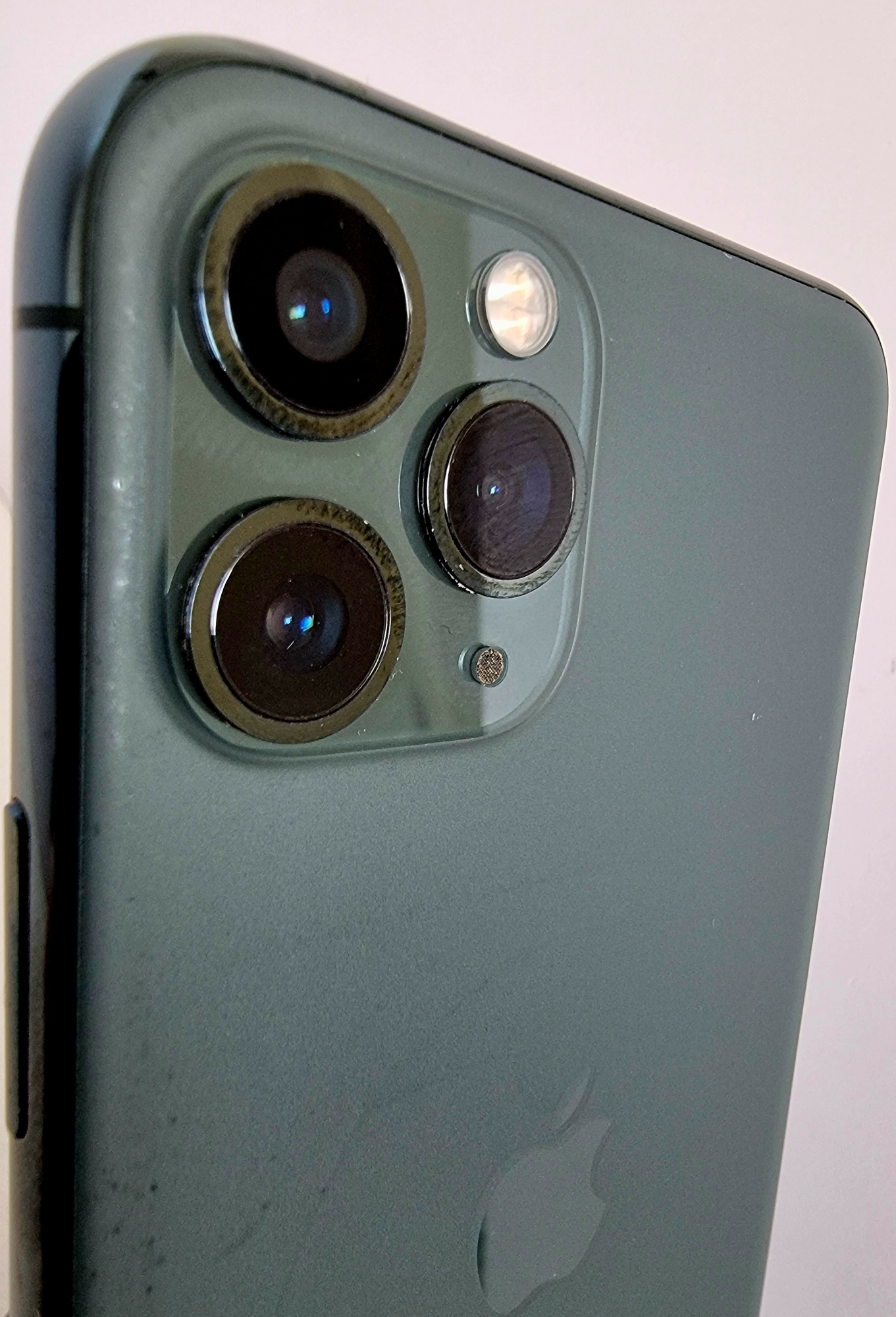 iPhone 11 Pro 256Gb Midnight Green (65% / Без коробки) - Б/У . . .